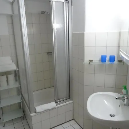 Ferienwohnung Albatros Mit Ostseeblick Nur Wenige Schritte Vom Strand Entfernet Appartement Laboe