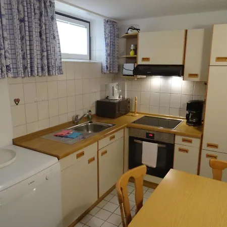 Appartement Ferienwohnung Albatros Mit Ostseeblick Nur Wenige Schritte Vom Strand Entfernet