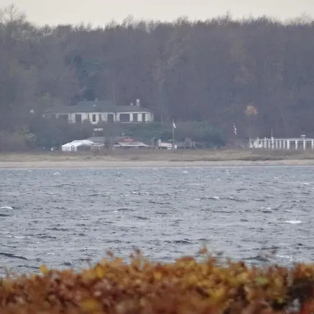 Ferienwohnung Albatros Mit Ostseeblick Nur Wenige Schritte Vom Strand Entfernet * Laboe